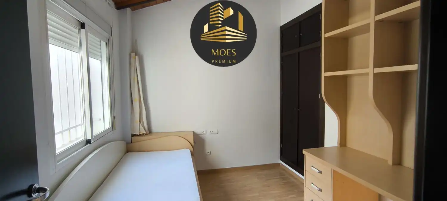 Habitación de Piso en venta en Úbeda con Aire acondicionado, Calefacción y Trastero