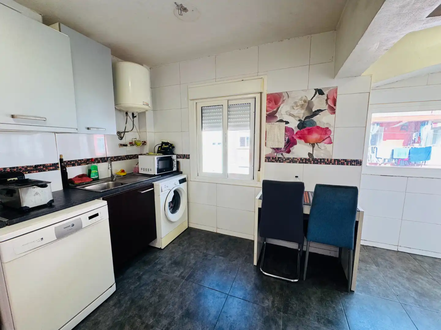 Cuina de Pis en venda en Zaragoza amb Moblat, Rentadora i Microones
