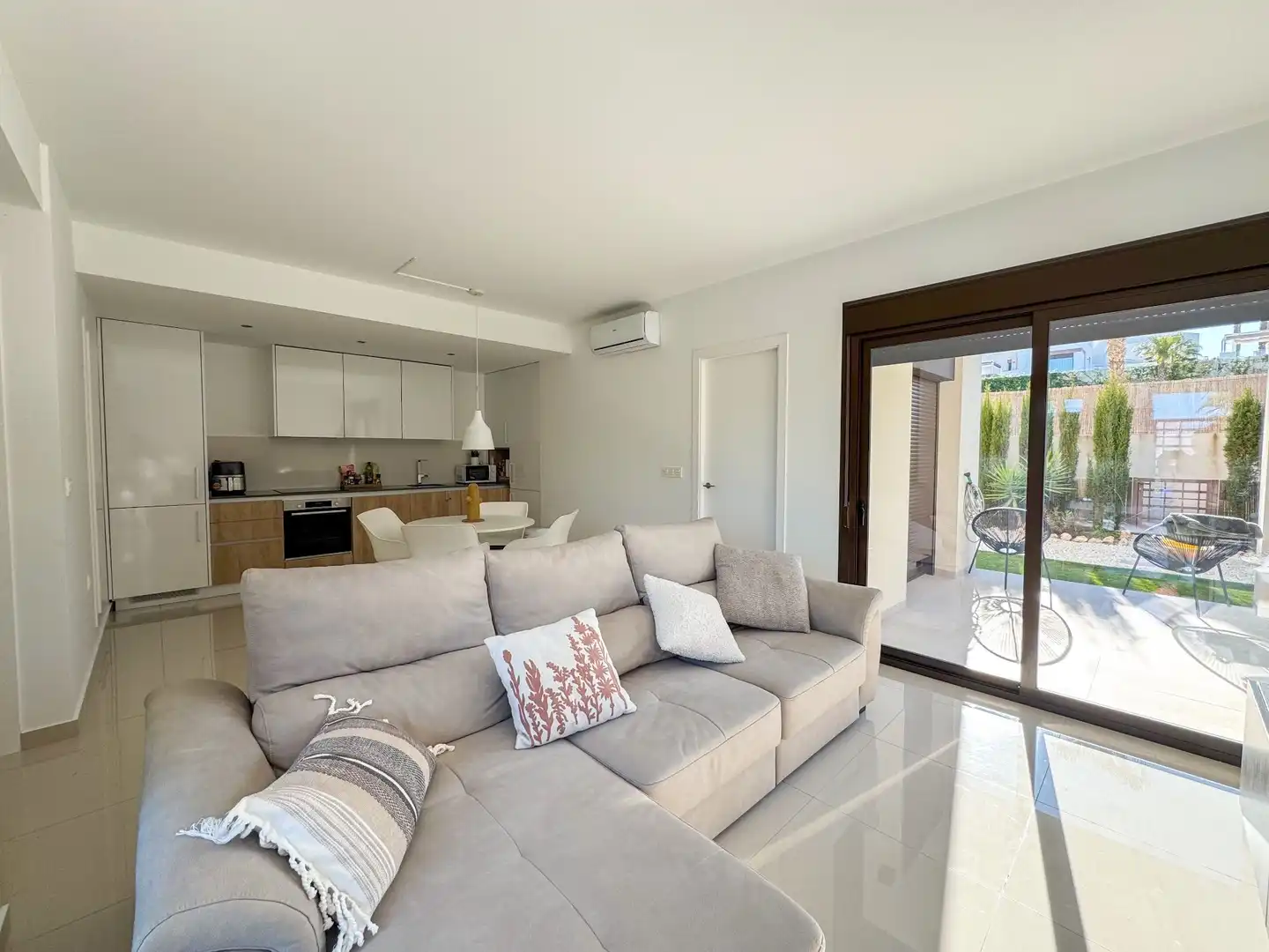 Wohnzimmer von Haus oder Chalet zum Verkauf in Algorfa mit Klimaanlage, Heizung und Privatgarten