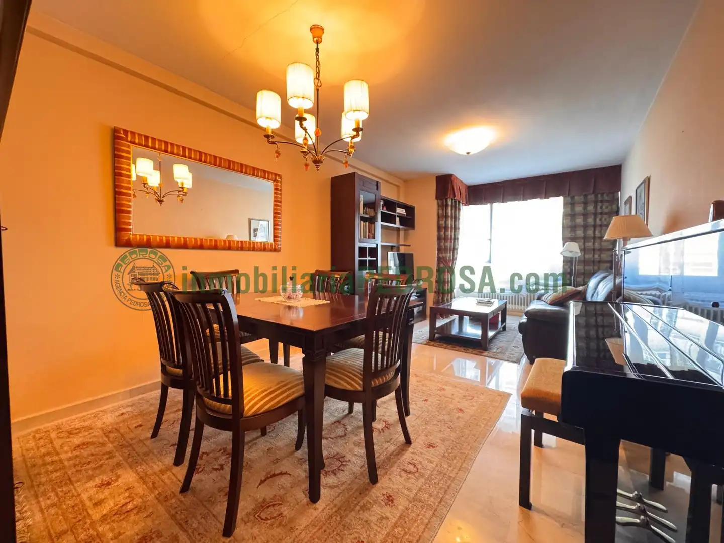 Comedor de Piso en venta en Pontevedra Capital  con Calefacción, Terraza y Trastero