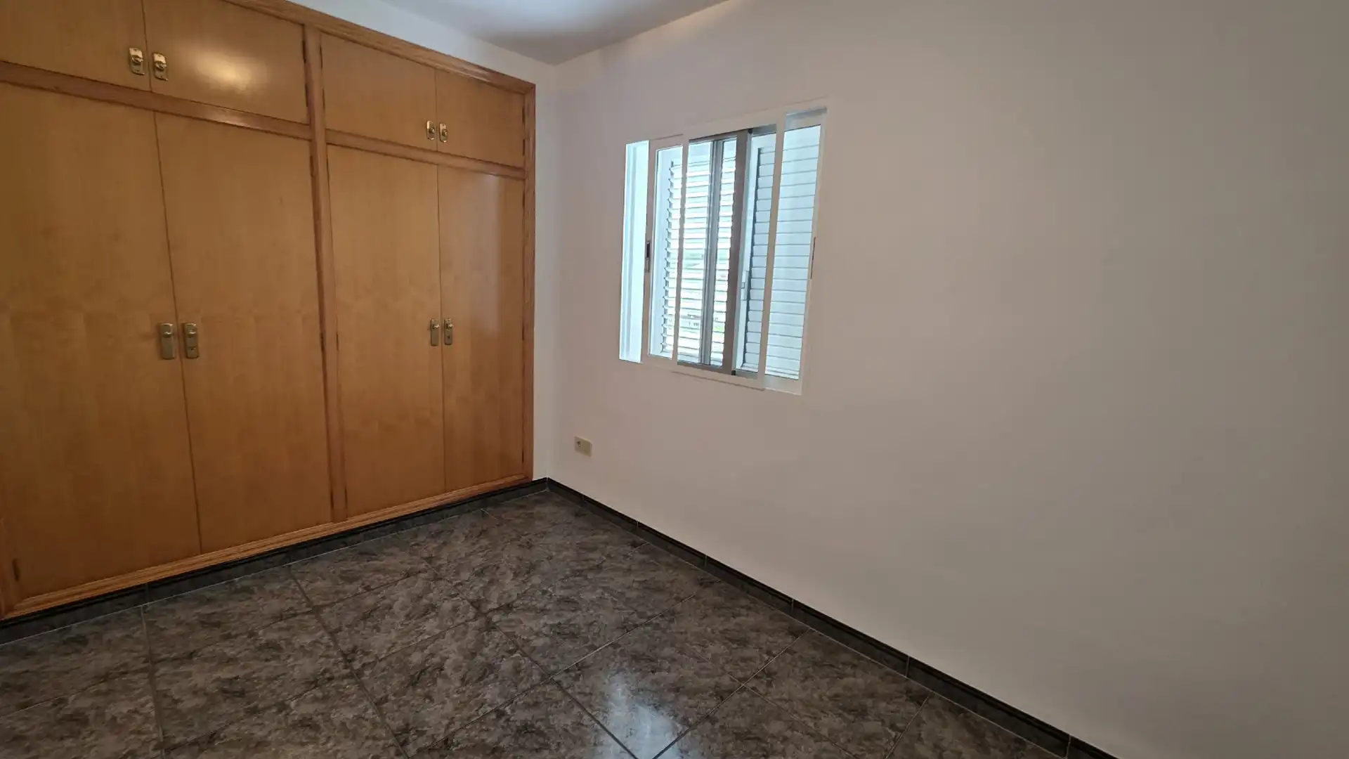 Habitación de Casa o chalet en venta en Chiva con Aire acondicionado, Jardín privado y Terraza