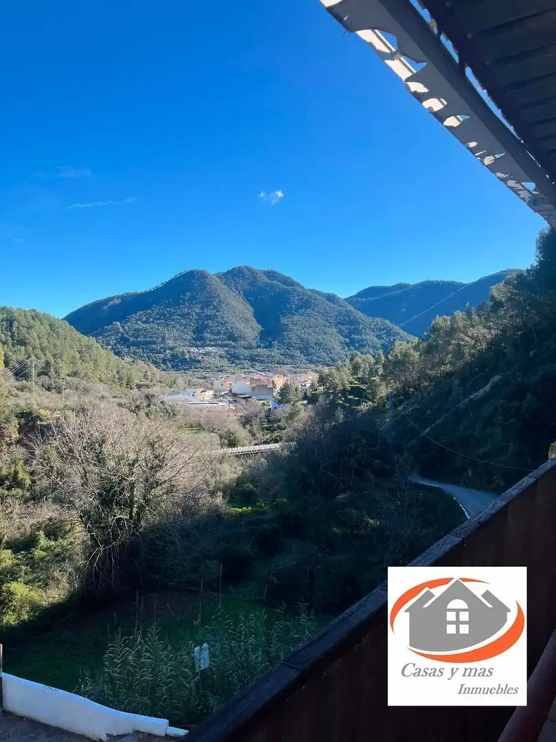 Vista exterior de Casa o xalet en venda en Eslida
