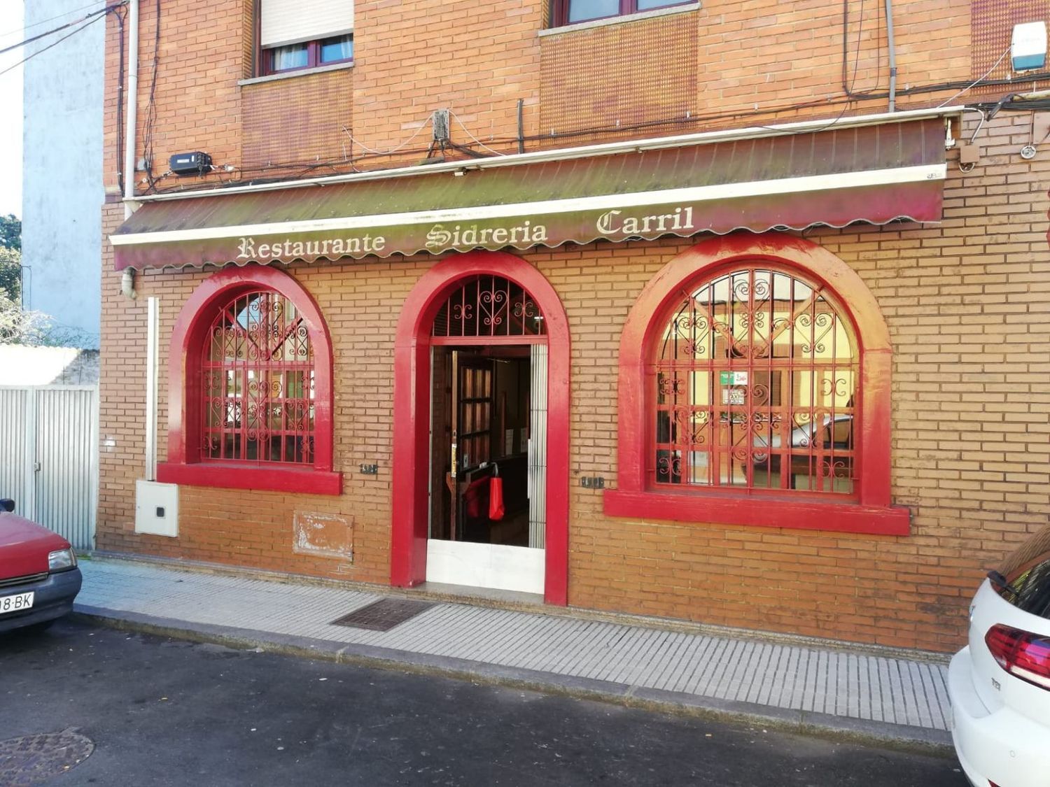 Local de lloguer a Jove