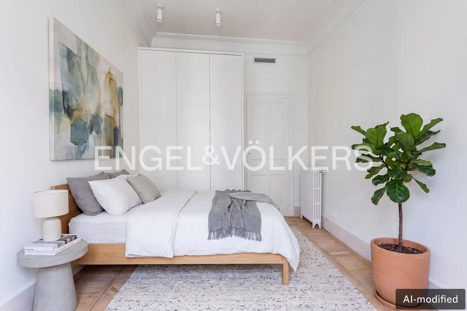 Bedroom of Flat for rent in Madrid  with Air Conditioner, Heating and Balcony