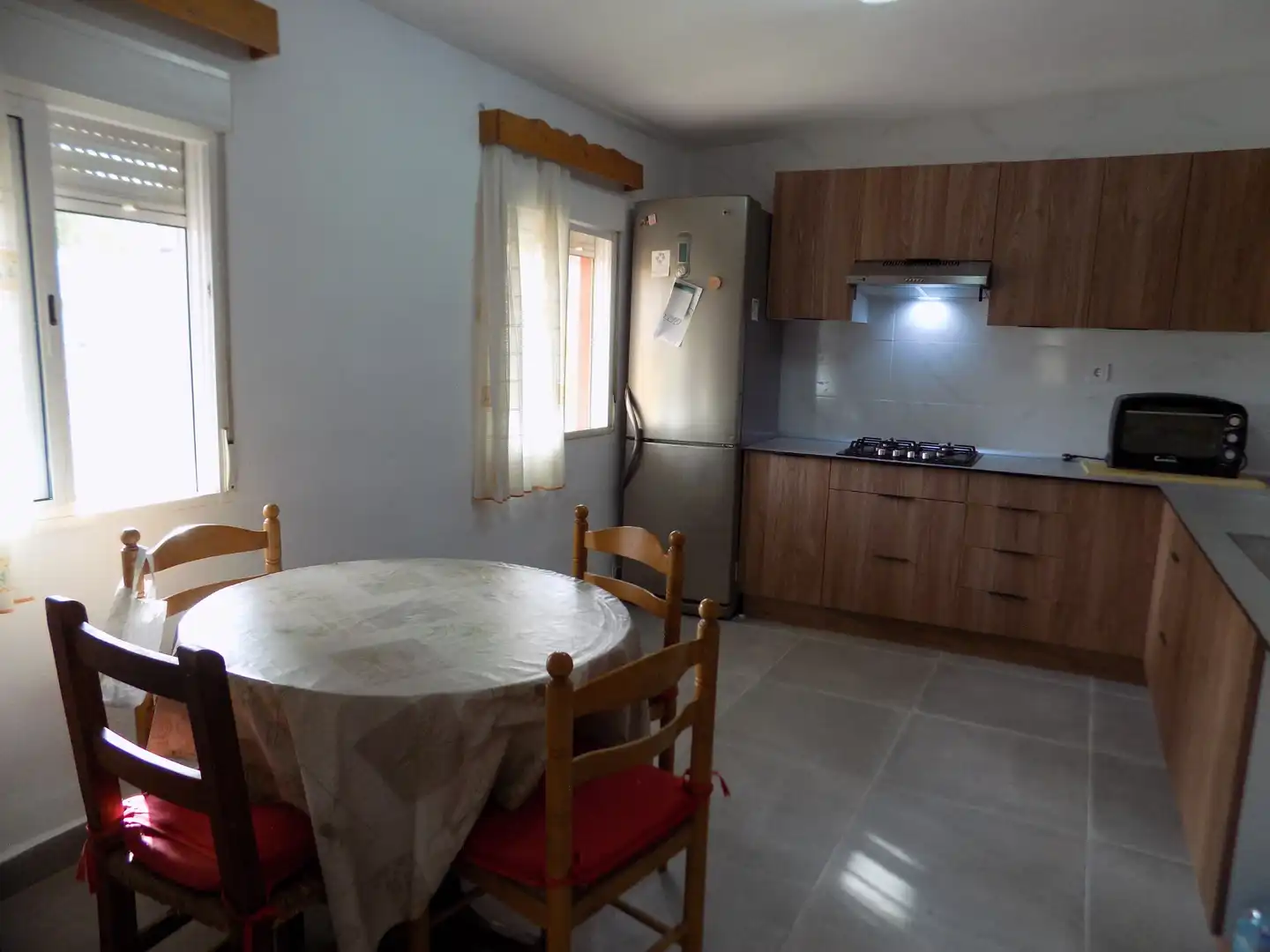 Cocina de Casa o chalet de alquiler en Montserrat con Jardín privado, Terraza y Trastero
