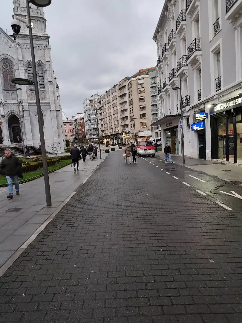 Vista exterior de Apartamento en venta en Avilés