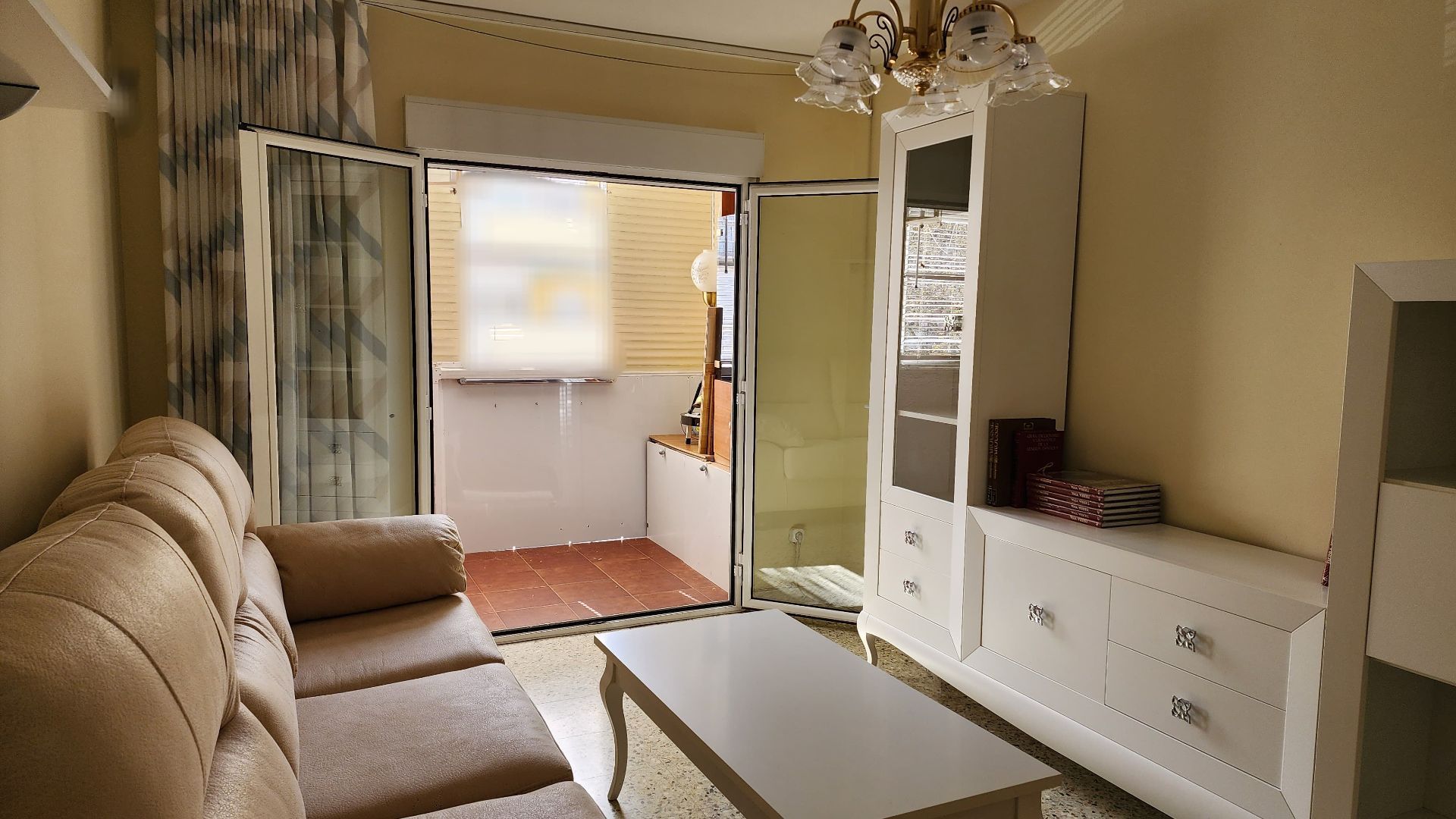 Bedroom of Flat for sale in Alcalá de Henares  with Heating, Terrace and Furnished