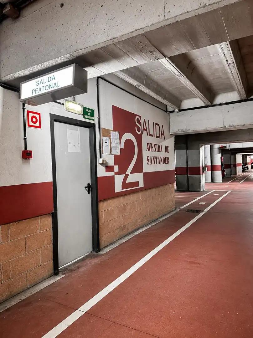 Garaje en venta en Oviedo 