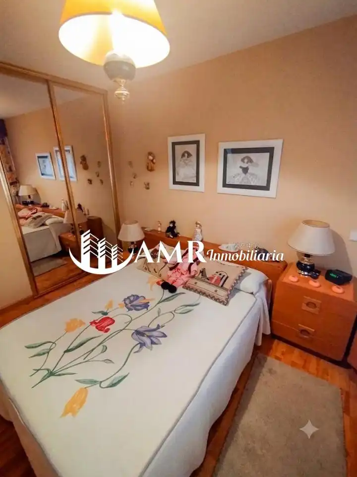 Bedroom of Flat for sale in Móstoles  with Air Conditioner, Heating and Terrace