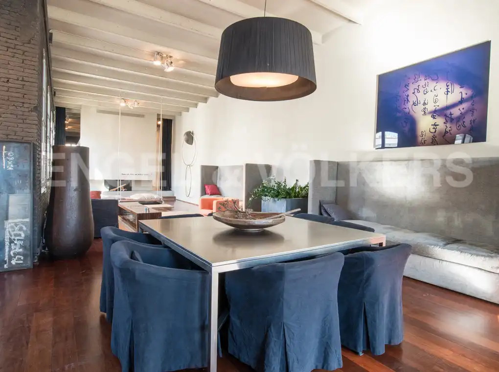 Esszimmer von Loft zur Miete in Barcelona mit Klimaanlage, Heizung und Parkett