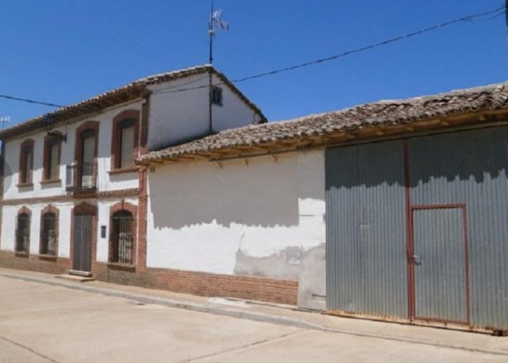 Vista exterior de Casa adosada en venda en Villacarralón
