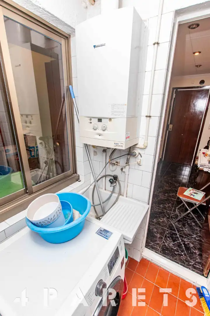 Baño de Piso en venta en Premià de Mar con Calefacción, Horno y Balcón