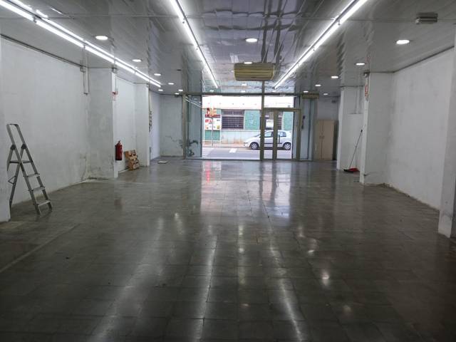 Local comercial en Alquiler en secretari canal en Sant Vicenç de Castellet