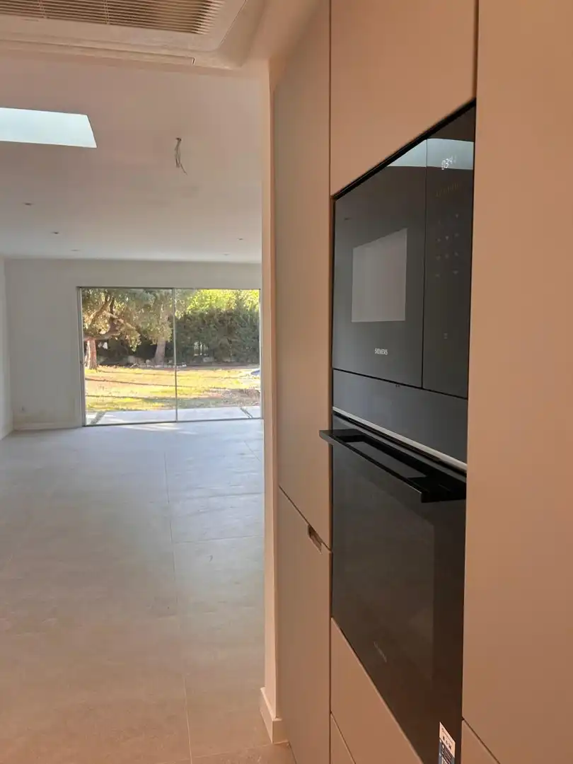 Cocina de Casa adosada en venta en Sant Pere de Ribes con Aire acondicionado, Calefacción y Jardín privado