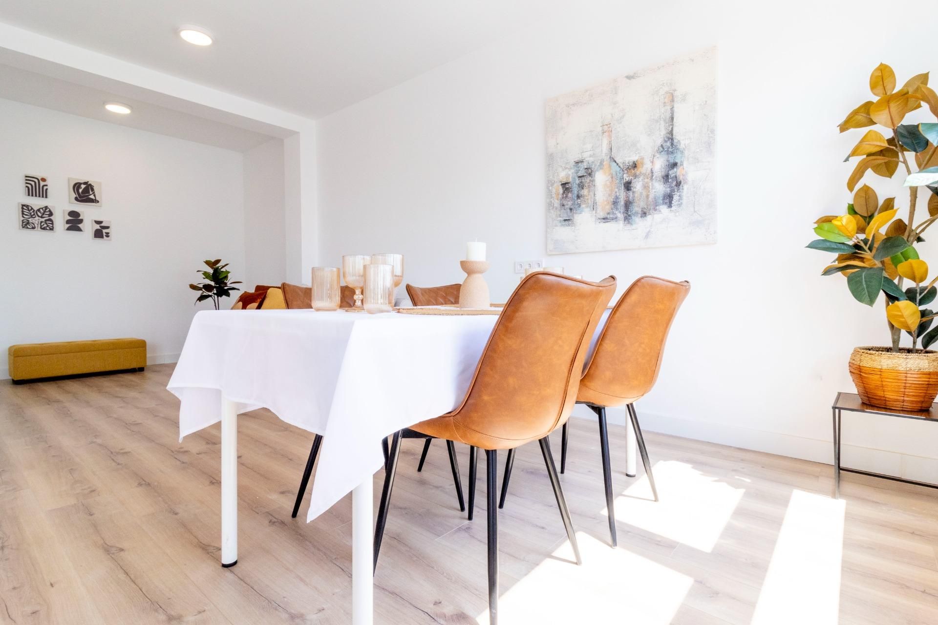 Piso en venta en Calle Calle de Trullols, , Casco Histórico, Centro