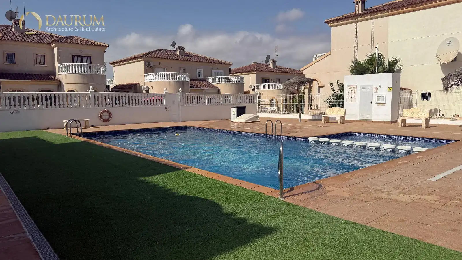 Casa bifamiliare con piscina in vendita a CALLE MARIA SAN GIL NOAIN, imagen 32
