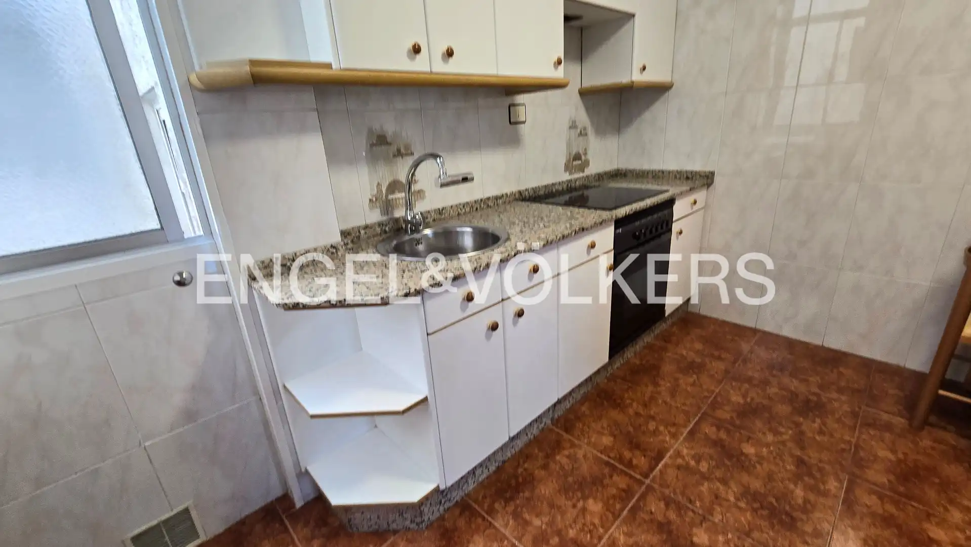Cocina de Piso en venta en Vigo  con Calefacción y Balcón