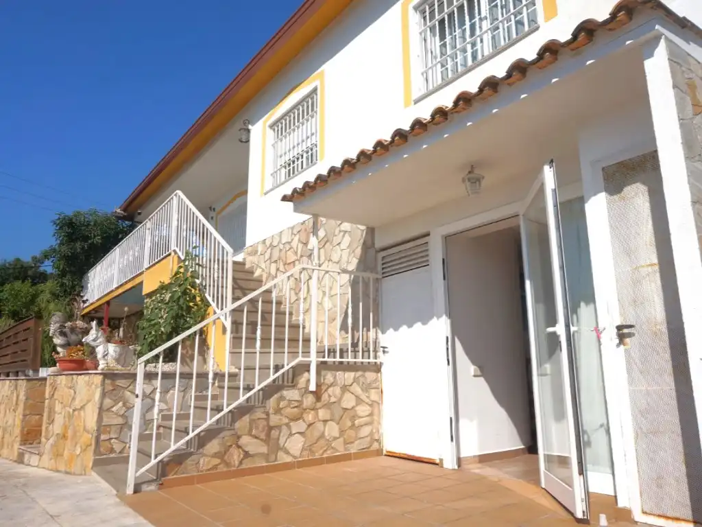Casa en venta en Calle Verge Montserrat (P.P.I)