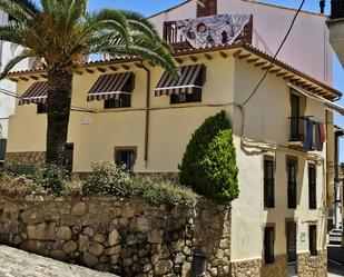 Vista exterior de Casa o xalet en venda en Losar de la Vera amb Calefacció, Terrassa i Traster