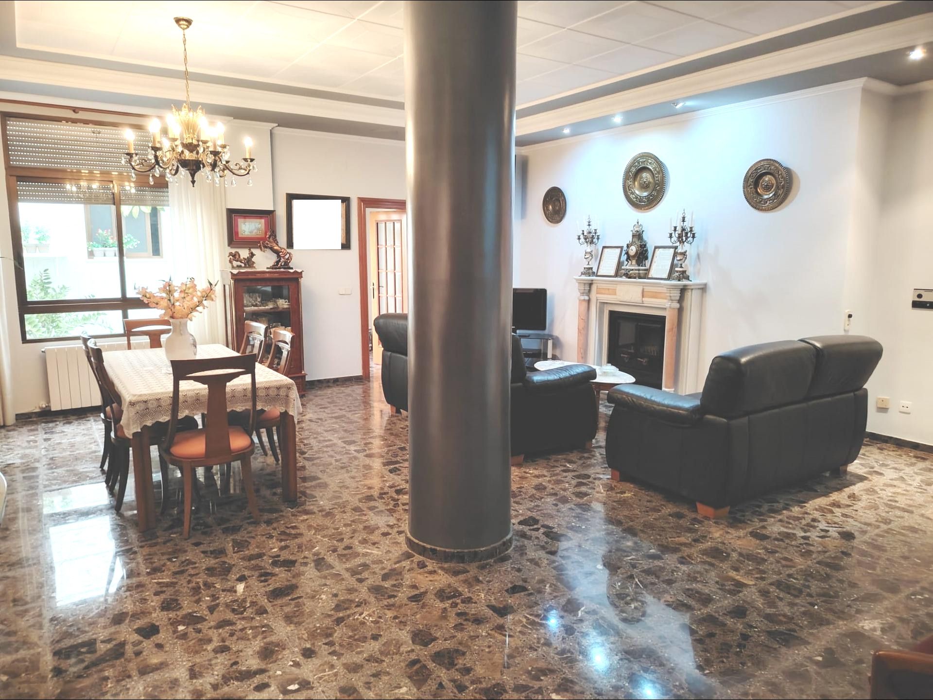Sala d'estar de Casa o xalet en venda en Llíria amb Calefacció