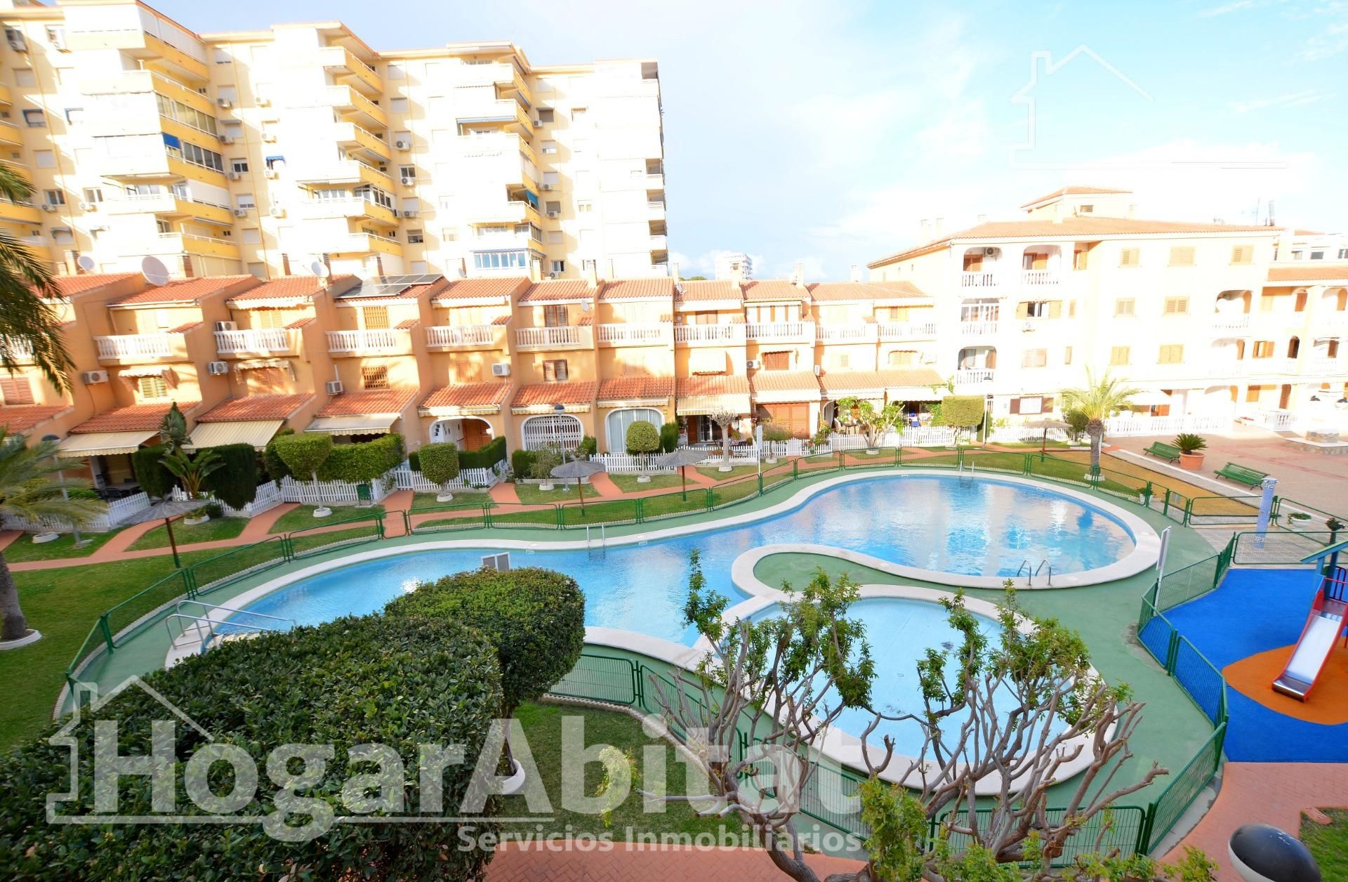 Piscina de Piso en venta en El Campello con Aire acondicionado, Jardín privado y Terraza