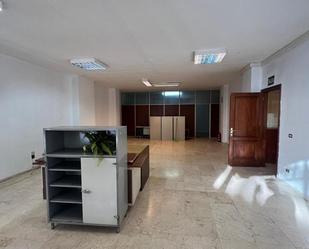 Office to rent in  Santa Cruz de Tenerife Capital  with Air Conditioner