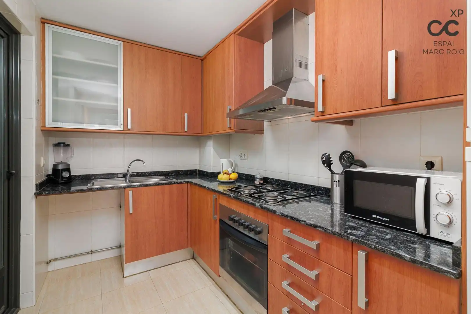 Küche von Wohnung zum Verkauf in Figueres mit Heizung, Terrasse und Möbliert