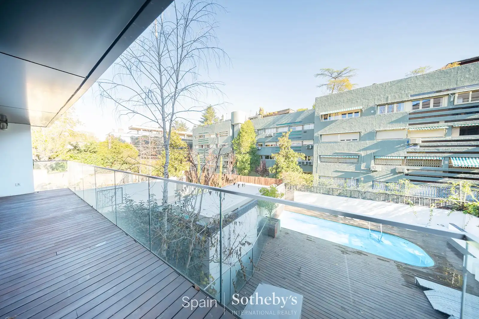 Terrassa de Casa o xalet en venda en Madrid amb Aire condicionat, Calefacció i Jardí privat