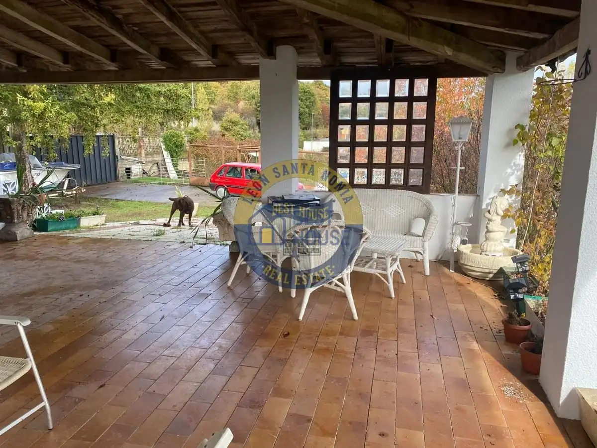 Terraza de Casa o chalet en venta en Garrafe de Torío con Calefacción, Jardín privado y Parquet