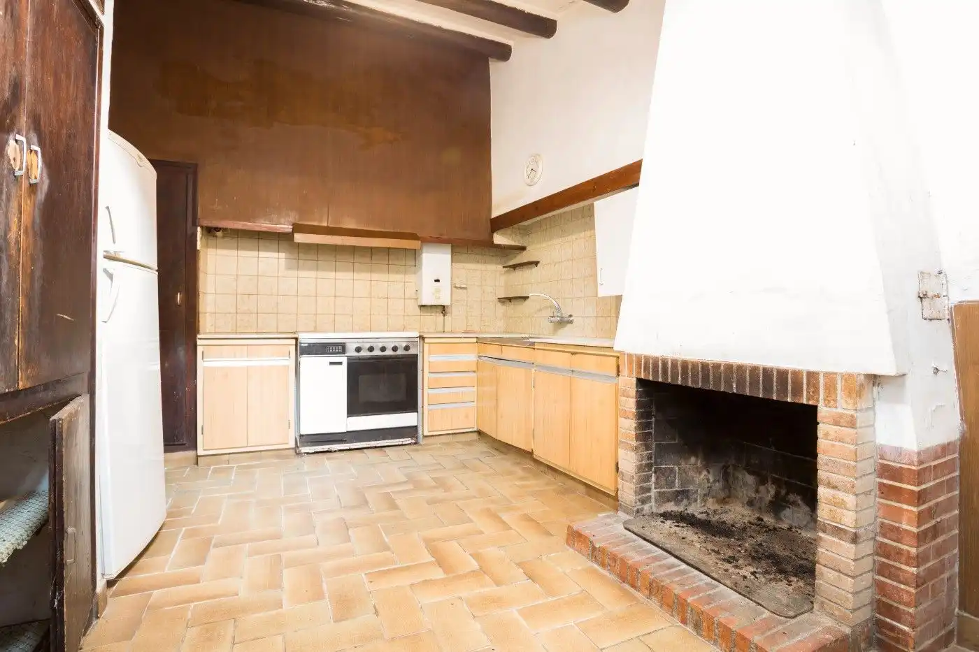Cuina de Casa o xalet en venda en Saus, Camallera i Llampaies amb Calefacció, Terrassa i Traster