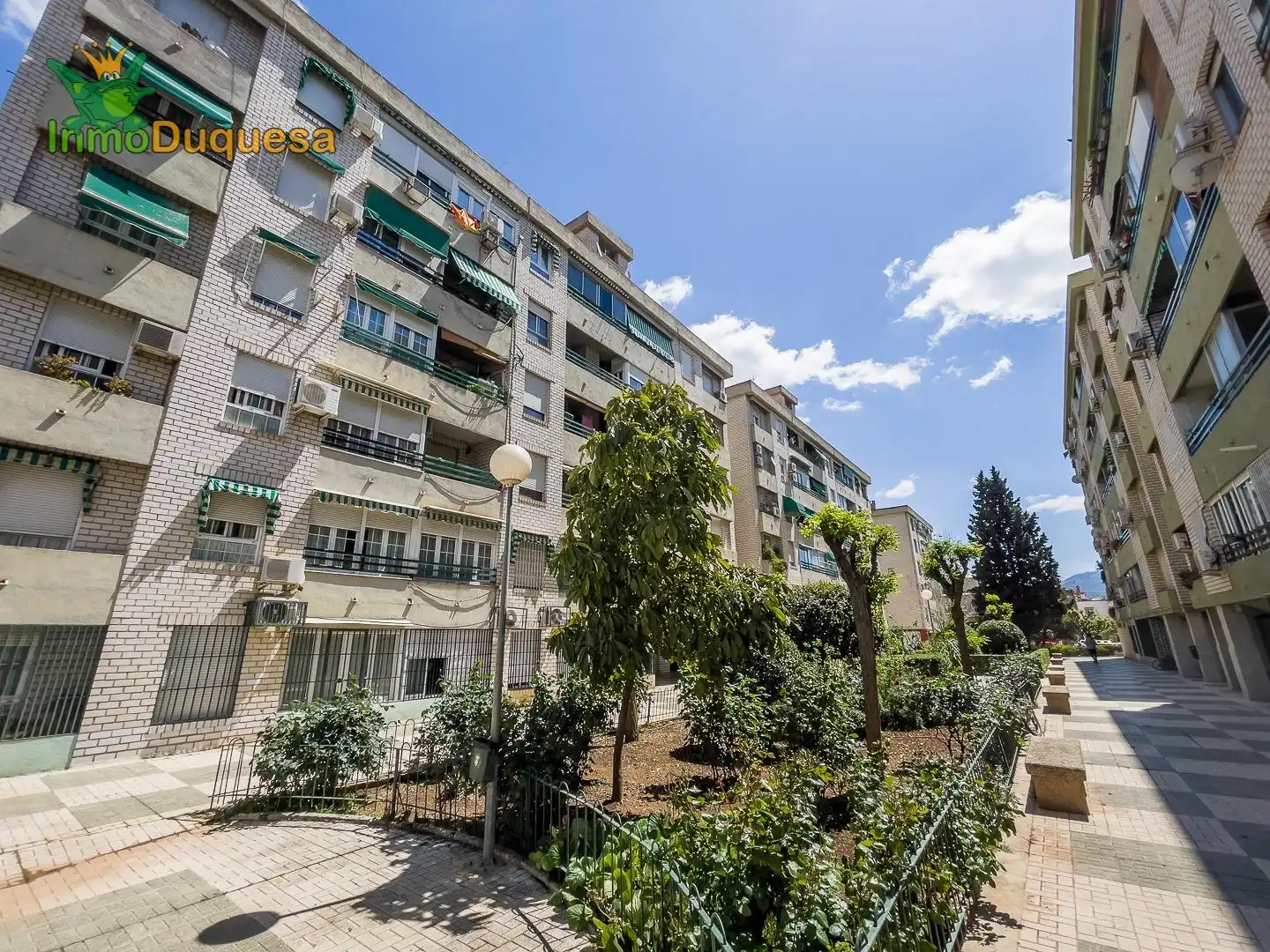 Vista exterior de Pis en venda en Genil
