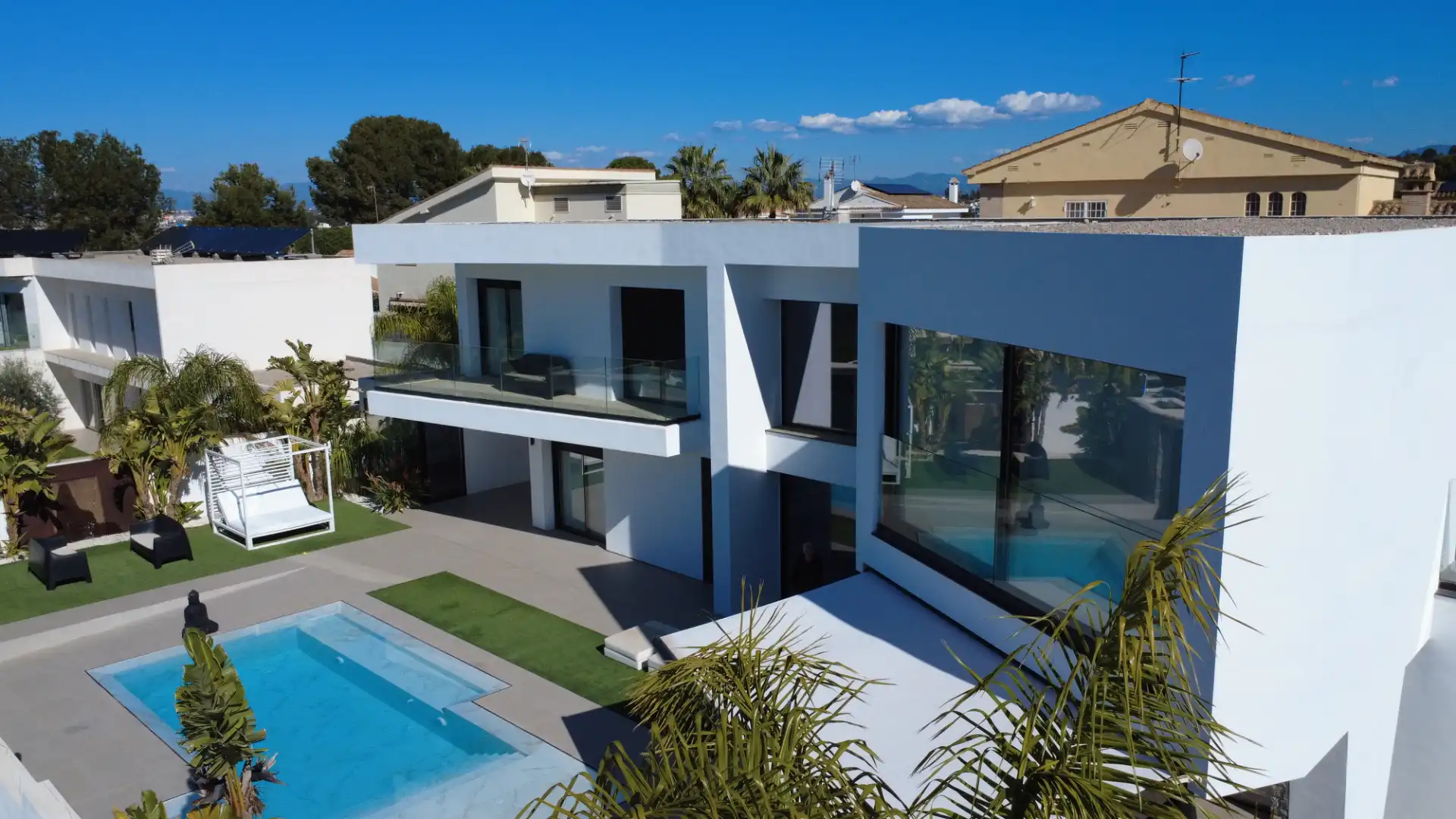 Vista exterior de Casa o chalet en venta en L'Eliana con Aire acondicionado, Jardín privado y Terraza