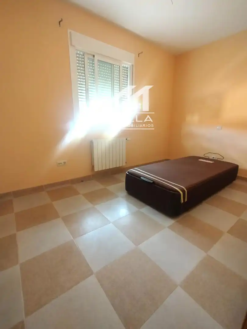 Habitación de Casa adosada en venta en Méntrida con Calefacción, Jardín privado y Terraza