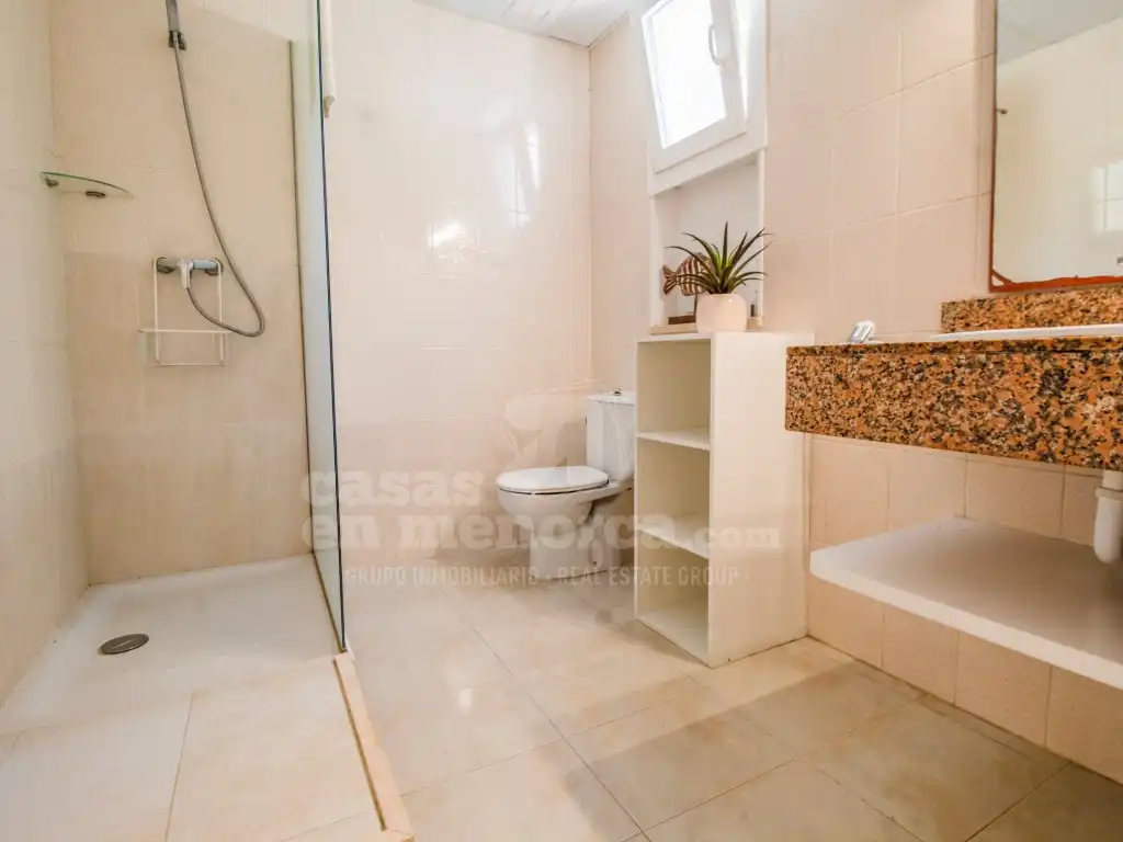 Bathroom of Houses for sale in Son Bou - Sant Jaume