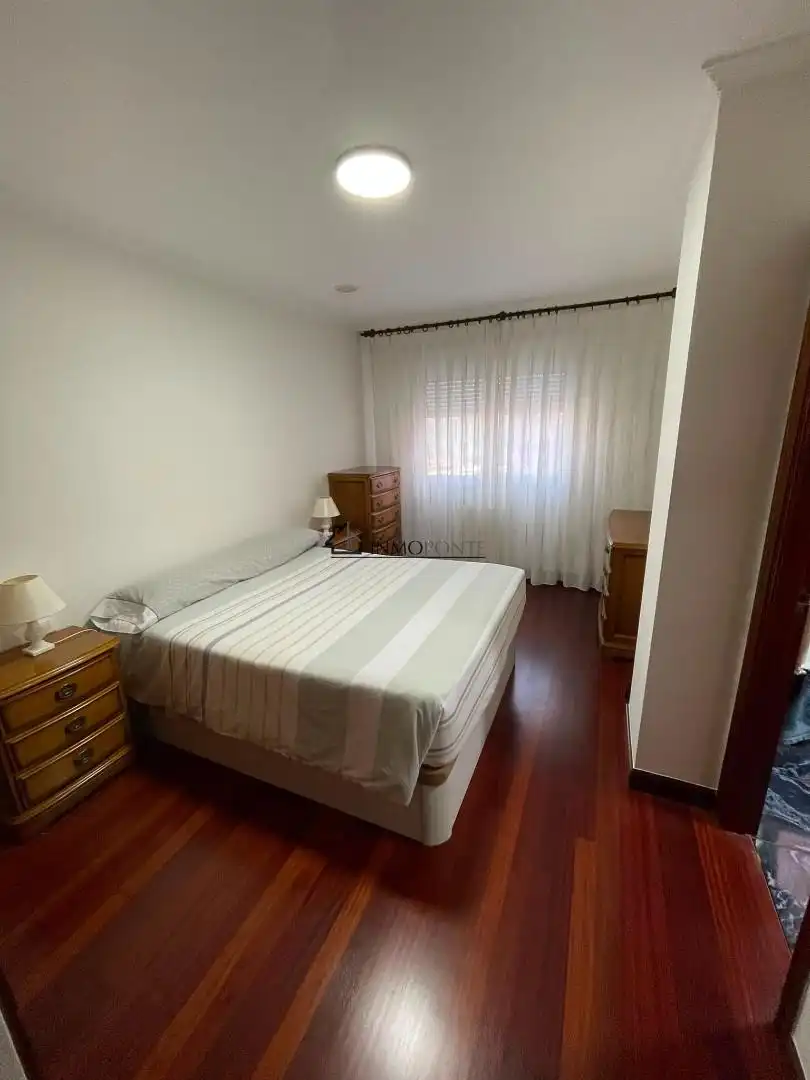 Habitación de Piso en venta en A Estrada  con Calefacción, Terraza y Trastero