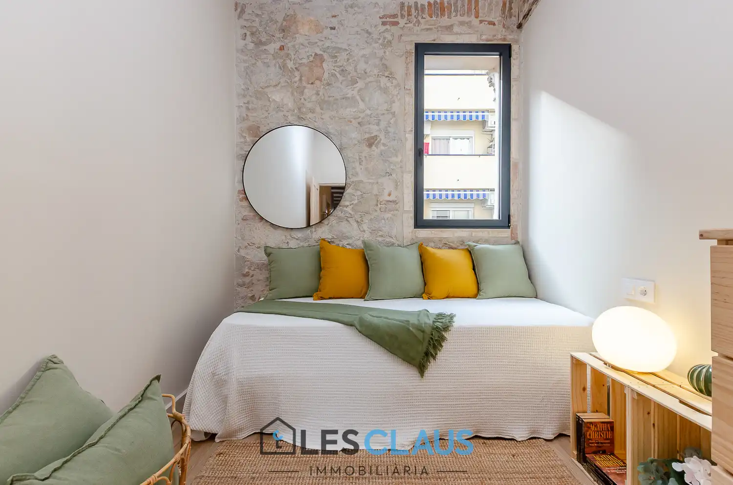 Schlafzimmer von Dachboden zum Verkauf in Barcelona mit Klimaanlage, Heizung und Parkett