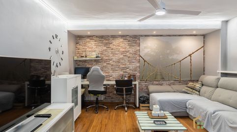 Foto 2 de Piso en venta en Cantabria, Bufalà, Badalona