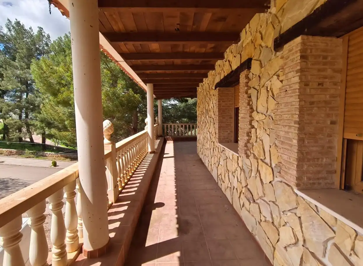 Terrace of Detached homes for sale in Alcaraz  with Terrace and Storage room