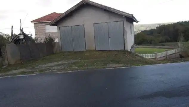 Casa rústica amb jardí en venda a Ramirás, imagen 3