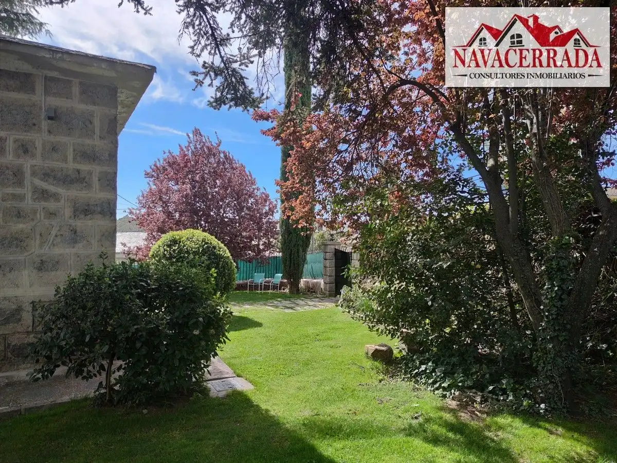 Jardí de Casa adosada de lloguer en Navacerrada amb Calefacció, Jardí privat i Terrassa