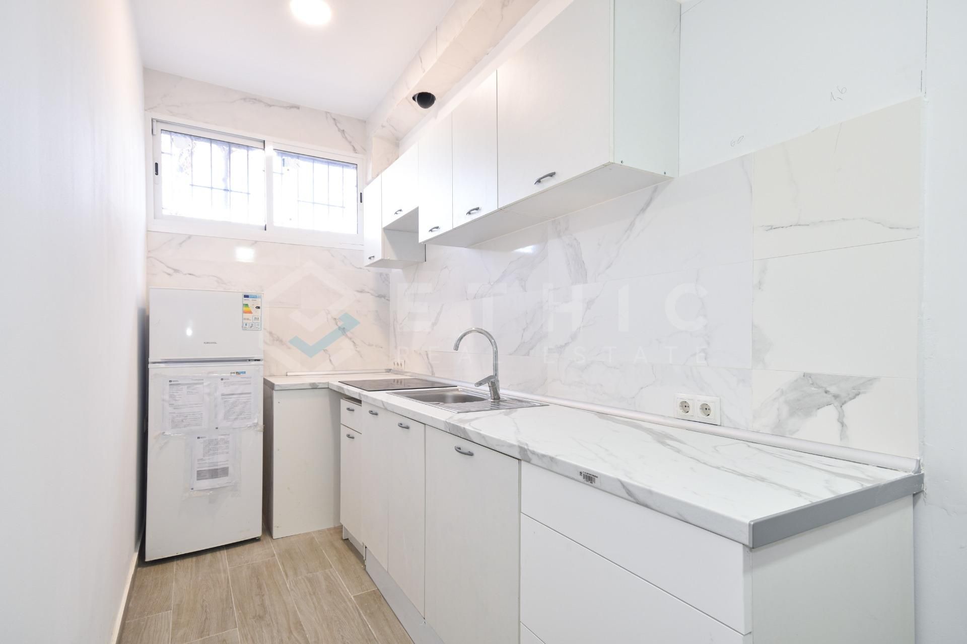 Cuina de Planta baixa en venda en  Barcelona Capital