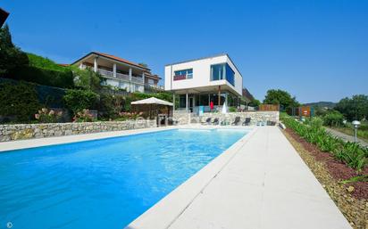 Piscina de Casa o xalet en venda en Piélagos amb Calefacció, Jardí privat i Terrassa