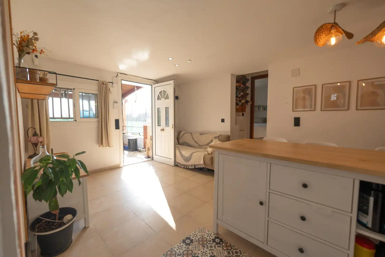 Balcony of Houses for sale in Sils  with Private garden