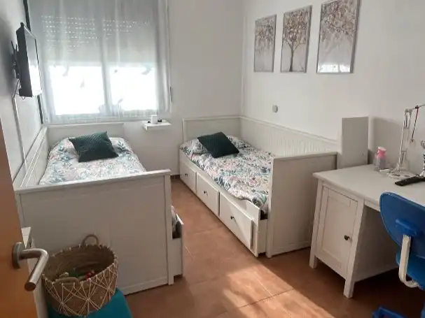 Casa aparellada amb jardí en venda a Carrer del Garona 3R, imagen 12