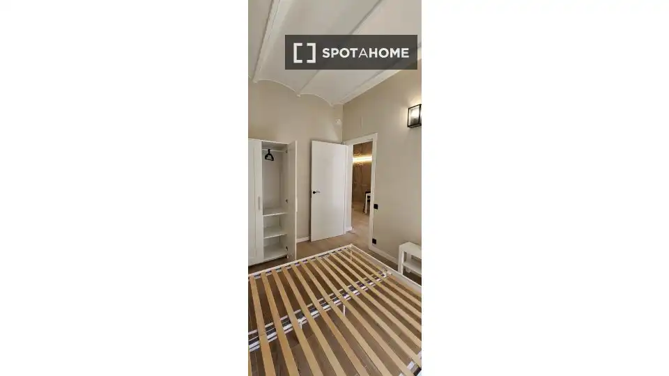 Bedroom of Flat for rent in Barcelona  with Air Conditioner, Heating and Furnished