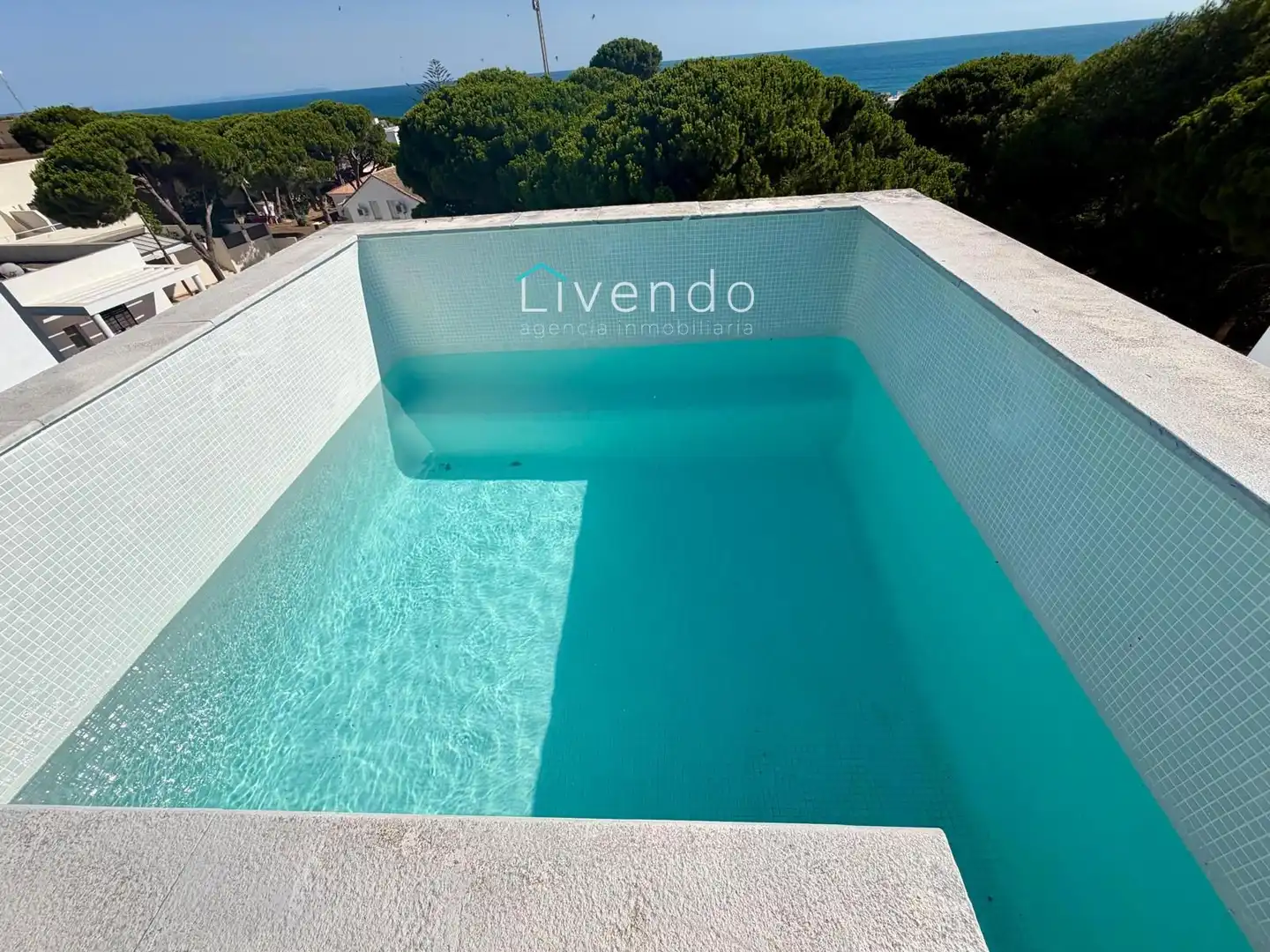 Piscina de Casa o xalet en venda en Barbate amb Terrassa, Piscina i Moblat