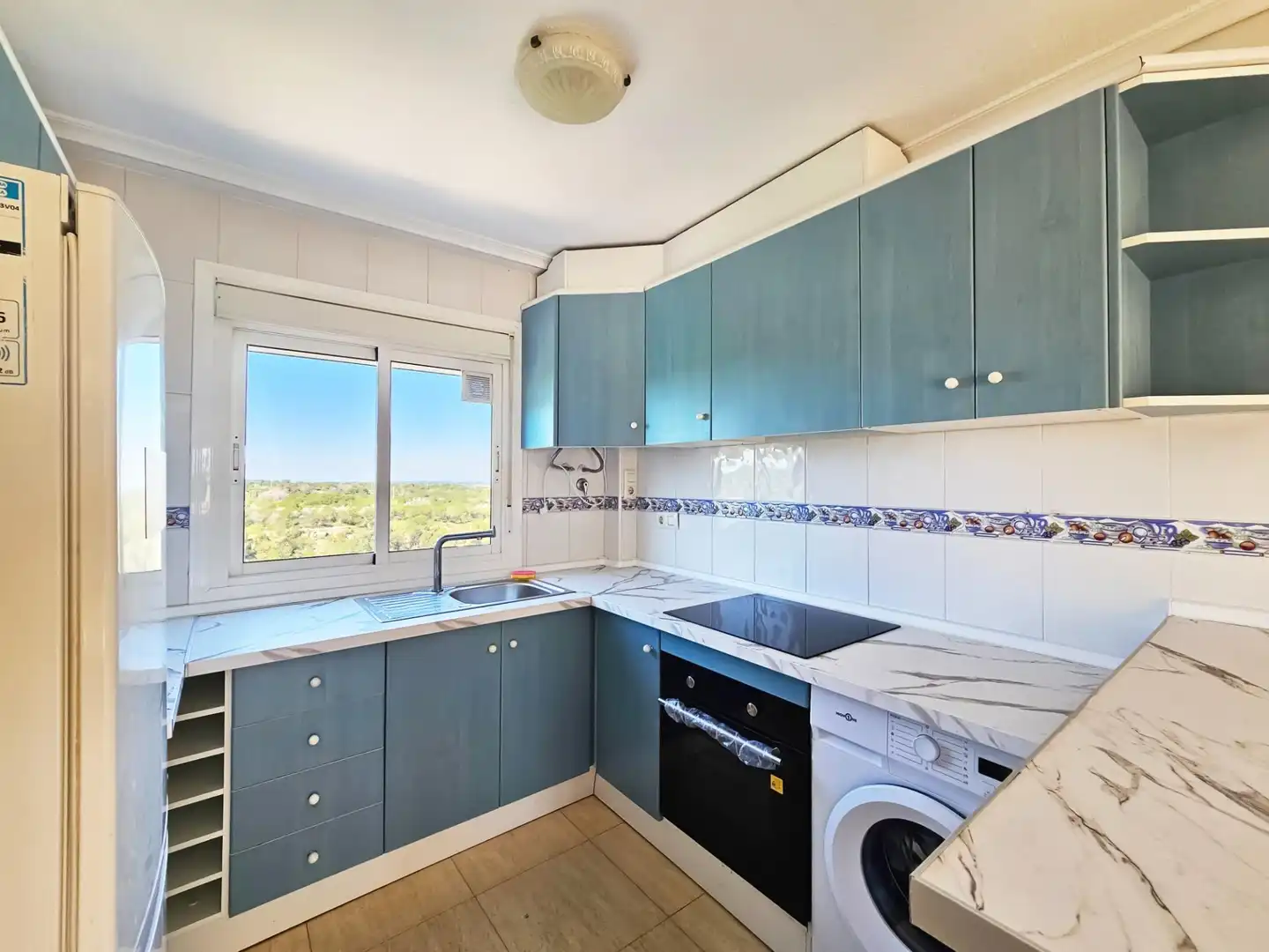Cocina de Apartamento en venta en Santa Pola con Piscina comunitaria