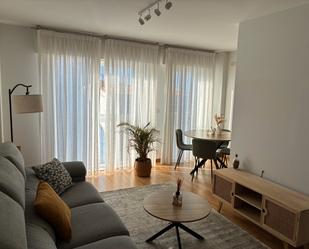 Living room of Flat to rent in A Coruña Capital   with Heating, Parquet flooring and Furnished