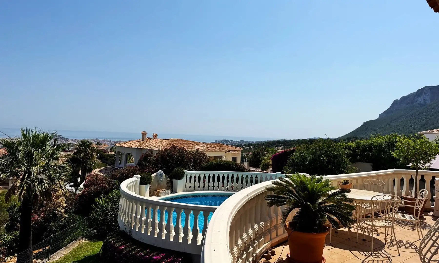 Exterior view of Houses for sale in Dénia  with Heating, Private garden and Storage room