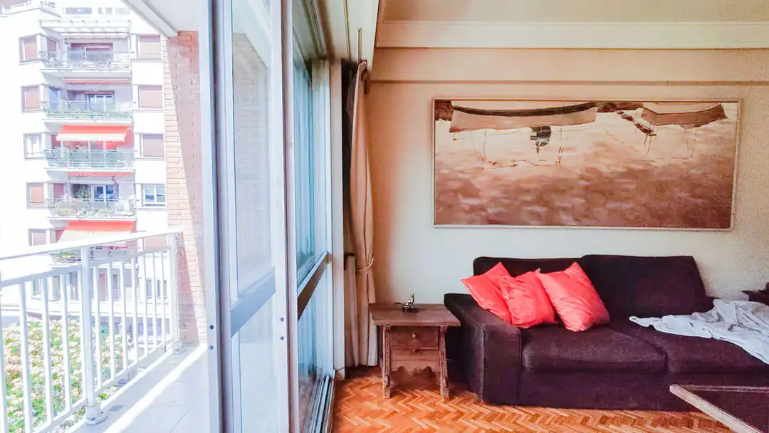 Sala de estar de Piso en venta en Donostia - San Sebastián  con Calefacción, Balcón y Alarma